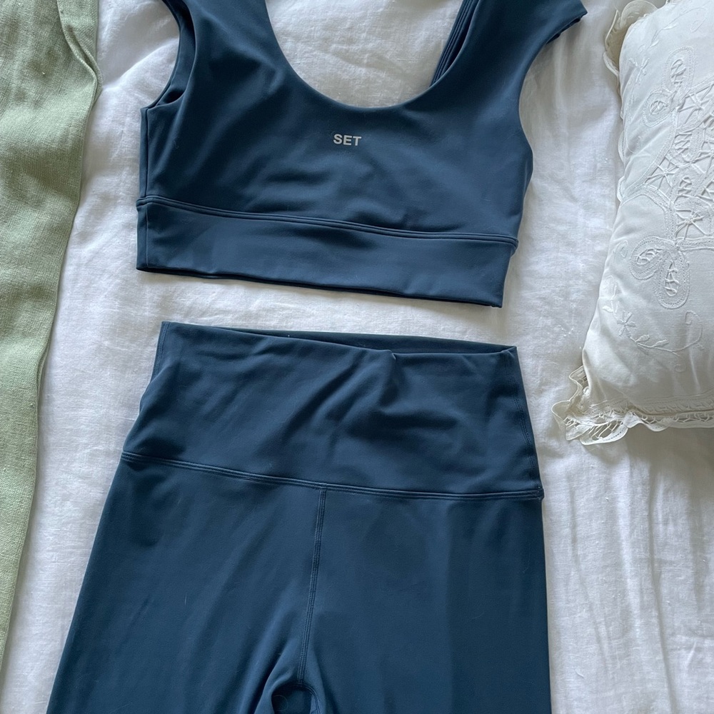 Set Active Luxform Cap Sleeve Bra and Leggings